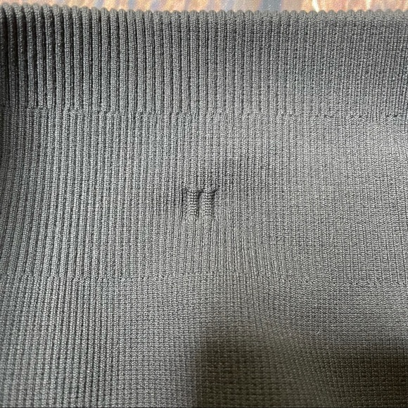 Lululemon Ribbed Cropped Athletic Leggings - Picture 6 of 11